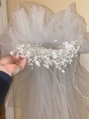 Bridal Pearl and Floral Hair Comb with Veil